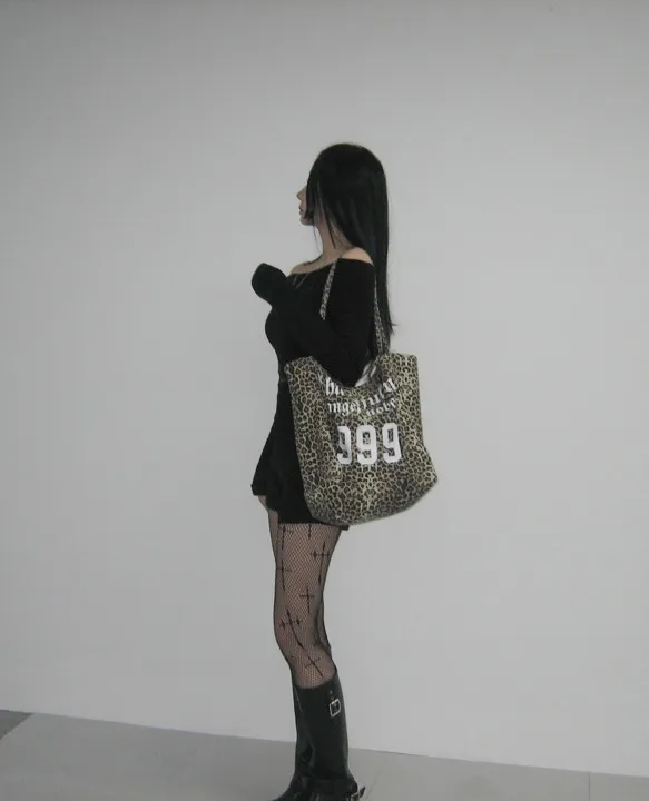 MADE / Harajuku Angel Big Bag / Y2K 갸루 빈티지 레오파드 보부상가방 레터링백 숄더백 빅백 헬스가방 여행가방 상세 이미지 6