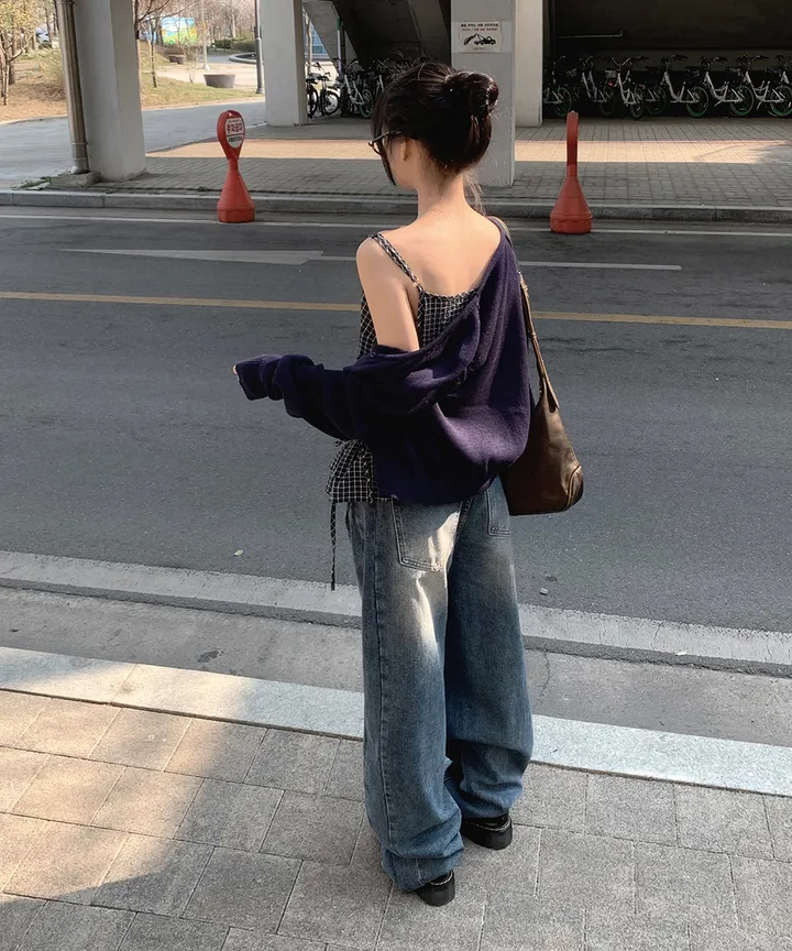 [데일리🫧벚꽃룩] 부코 펜던트 브이넥 니트 가디건 봄 가을 / 벚꽃룩 개강룩 데이트룩 여름가디건 여름니트 클래식블랑 상세 이미지 46