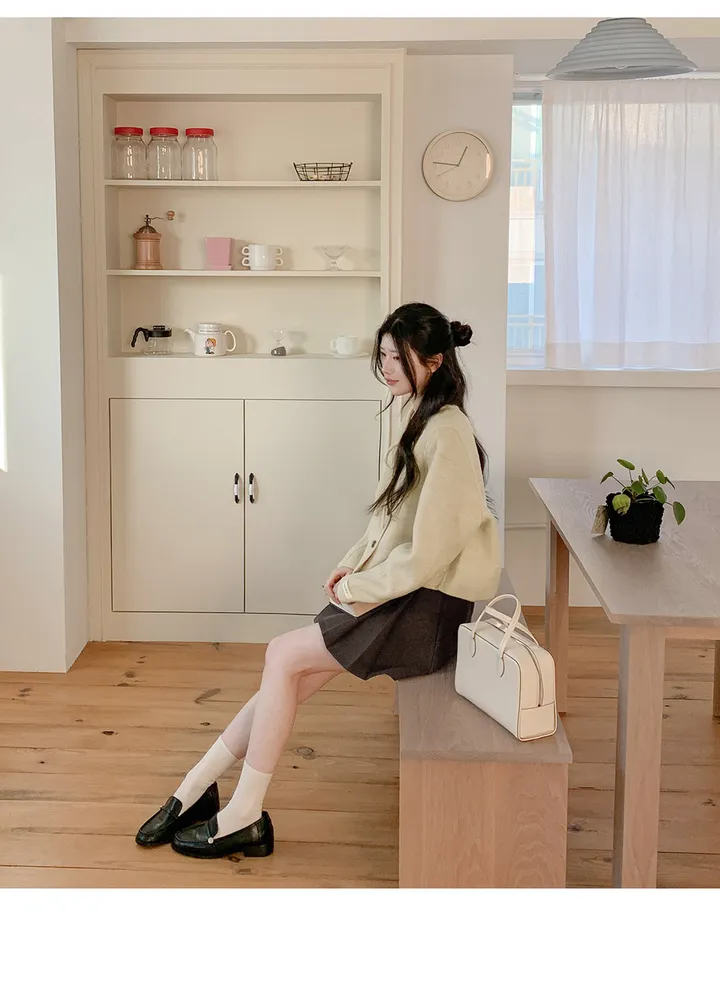 [울68.2%]레이제 리본 핸드메이드 숏코트(라운드넥/노카라/스트랩/버튼/데일리룩/데이트룩/러블리룩/출근룩/겨울) 상세 이미지 18