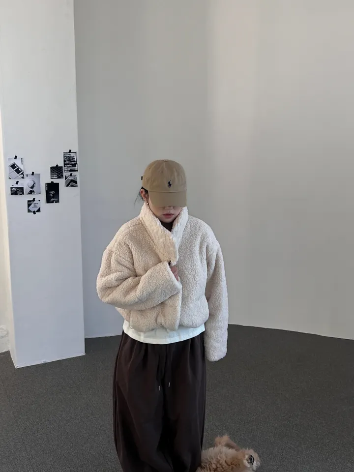 교복템 - 뽀글이 크롭 하이넥 양털패딩 - 점퍼 상세 이미지 14