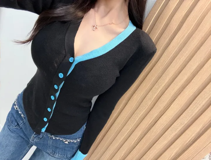 [high-quality] 사장강추/어깨패드 브이넥 배색 슬림 가디건 (4color) 상세 이미지 22