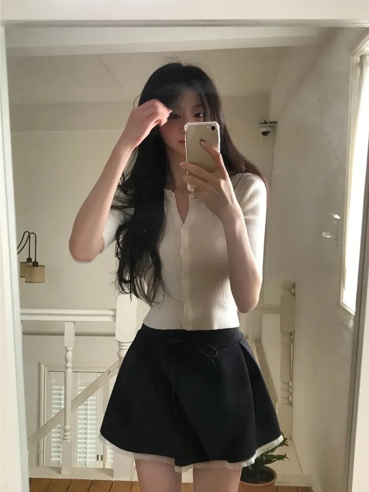 제티 브이넥 단추 반팔 가디건 상세 이미지 7