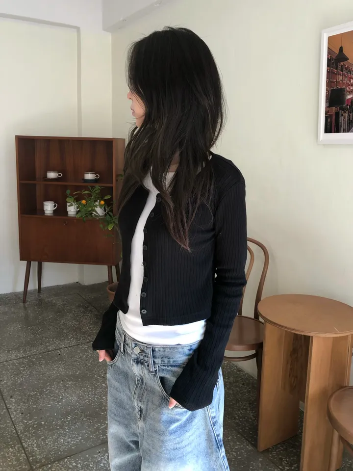 슬림핏 숏 골지 가디건 상세 이미지 6