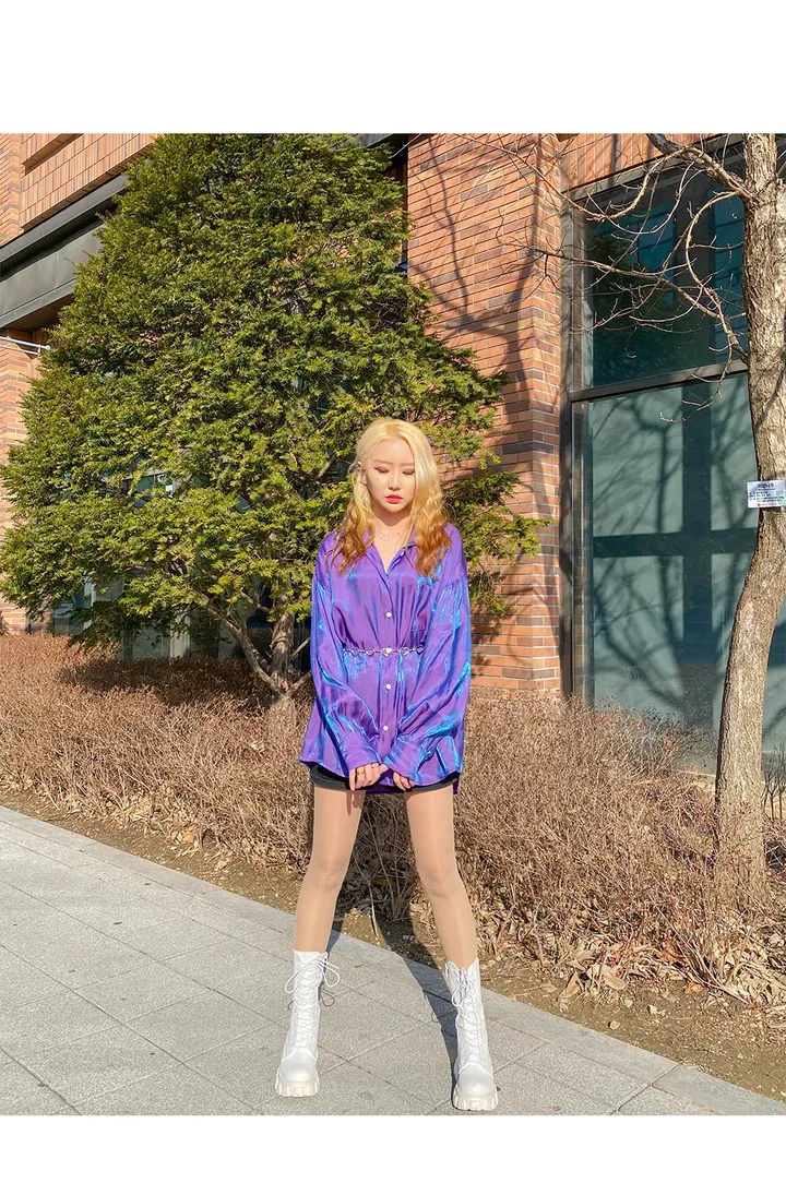 [당일출고] 투톤 오로라 루즈핏 퍼프 실크 블라우스 셔츠 / 빅사이즈 오버핏 / 연예인 아이돌의상 펜트하우스 루즈핏 글리터셔츠 반짝이 상세 이미지 6