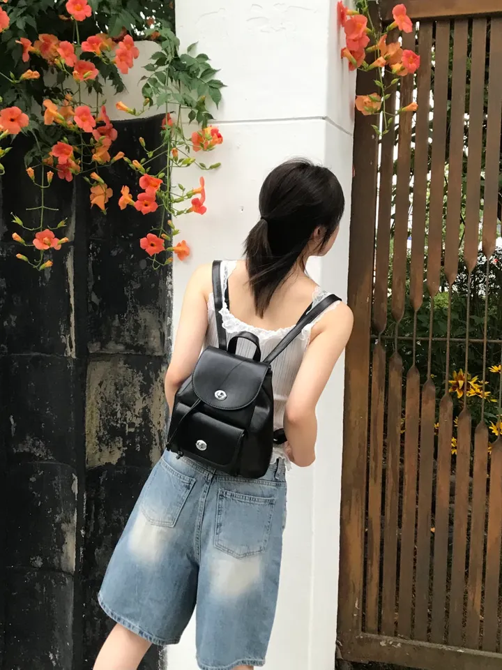 블랙 레더 미니 백팩 상세 이미지 4