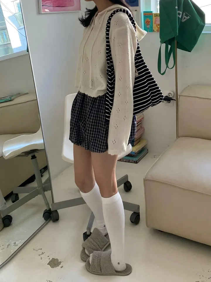 [💖뽀송/주문폭주]버터 플라워 펀칭 루즈핏 아방핏 단추 여리여리 니트 후드 가디건 상세 이미지 17