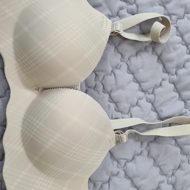[당일출고] 3cm 체크업 노와이어 볼륨브라set 누디라인 A컵 B컵 CD컵 햄라인 빅사이즈속옷세트 - 에이블리 스토어