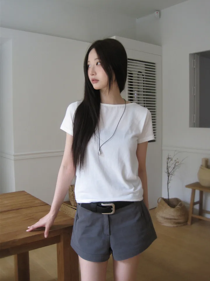 반바지 모델 착용 이미지-S1L19