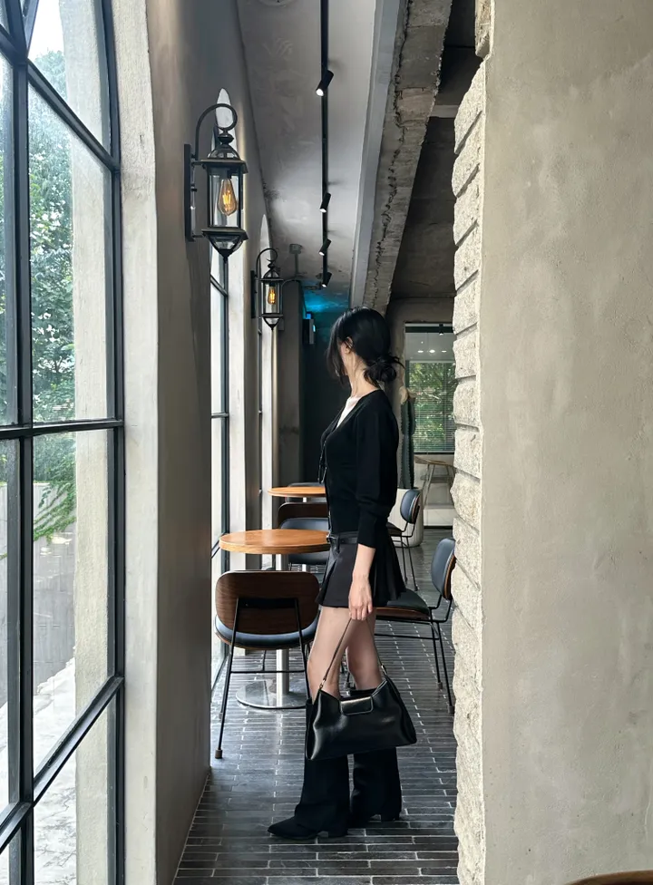 [단독*에이블리f/w신상/모델극찬/기본템정석*]심플베이직데일리니트가디건 -5color(아이보리,연브라운,블랙,연그레이,진그레이) 상세 이미지 27