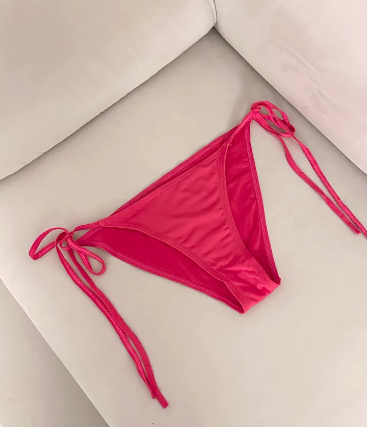 [최저가!!/군살커버/핏보장] 4pcs 세트 섹시 글램 커버업 셔링 랩스커트 여리핏 크롭 볼레로 가디건 투피스 리본 스트랩 수영복 비치웨어 물나염 슬림 휴양지 인생샷 유니크 상세 이미지 21