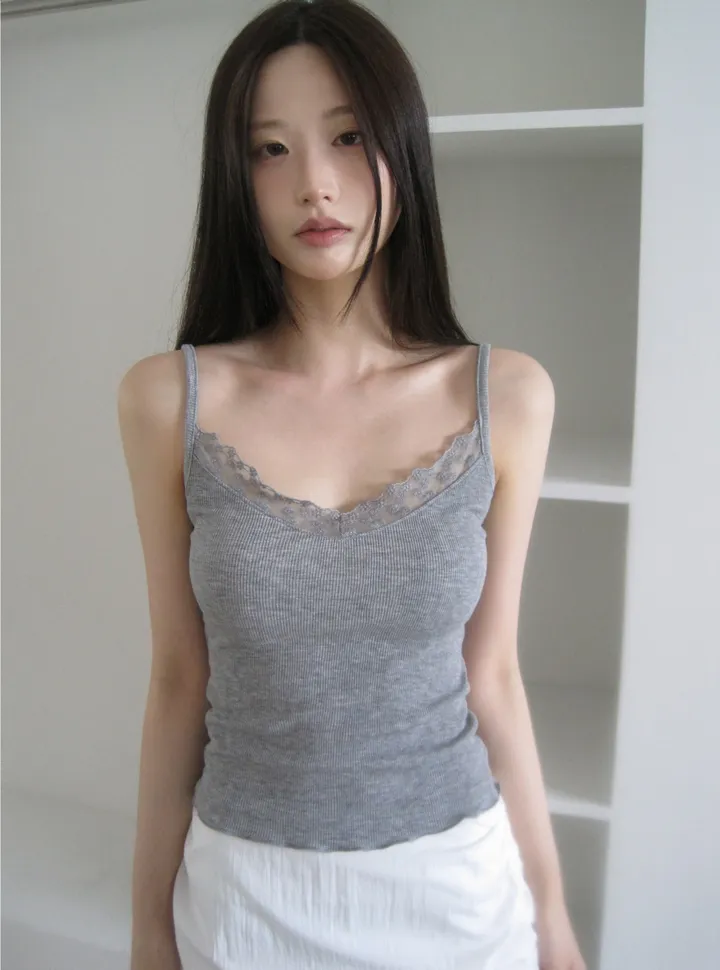 민소매 모델 착용 이미지-S1L23