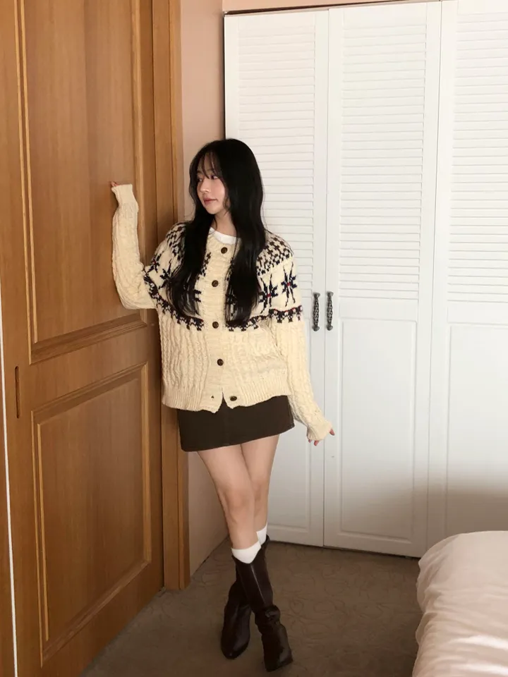 [눈꽃❄]스노우 노르딕 도톰 라운드 니트 긴팔 가디건 2color 상세 이미지 7