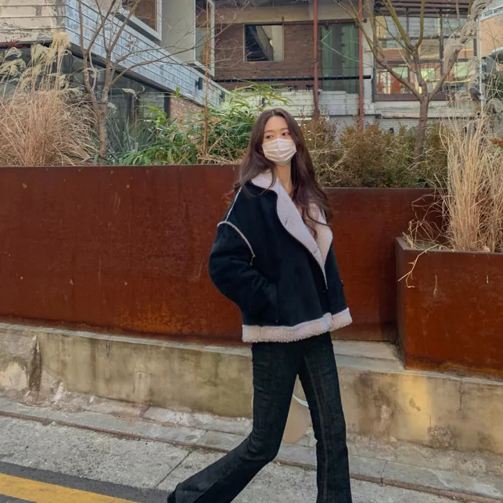 [심쿵핏/털빠짐X] 따뜻 도톰 파스텔 루즈핏 앙고라 모헤어 크롭 브이넥 벌룬 소매 깃털 퍼 니트 가디건 상세 이미지 24