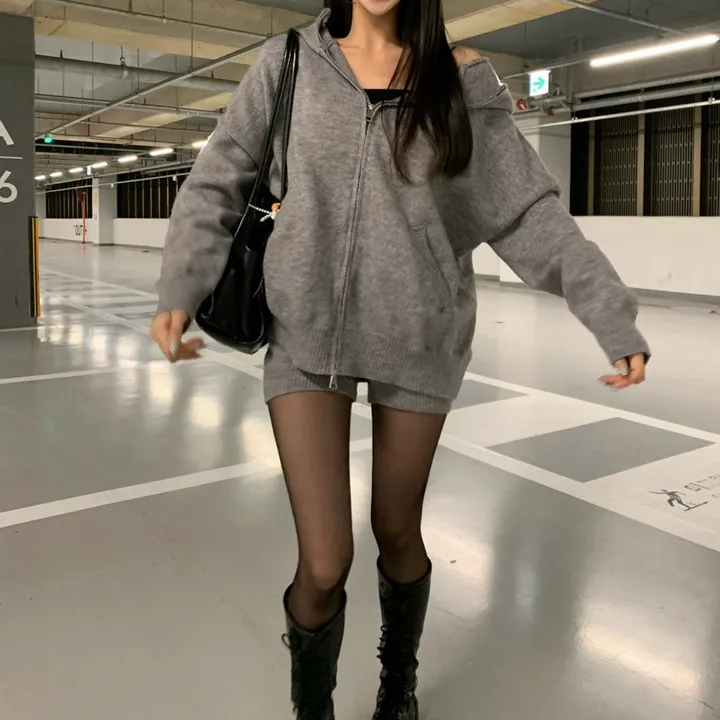 ✔️고퀄단독제작✔️[심쿵뒷태!/꾸안꾸🕶] 패치 루즈핏 하프 후드집업 니트 숏팬츠 반바지 세트 셋업 투피스 하의실종 상세 이미지 16