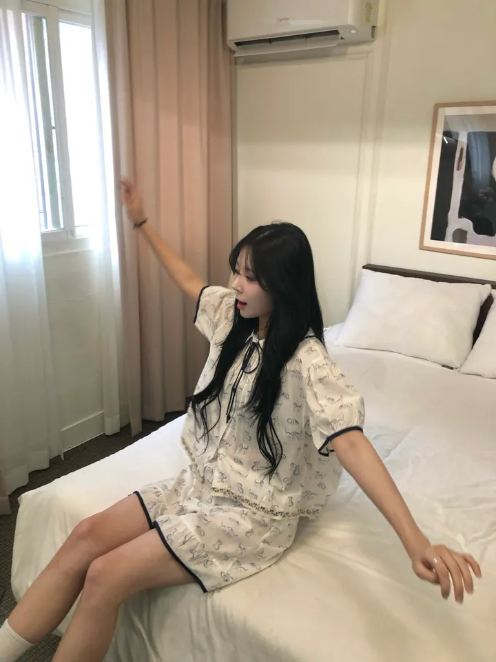 [🖤희귀템/당일출고🖤] 블랙 리본 야옹이 반팔 잠옷 세트 파자마 홈웨어 상세 이미지 6