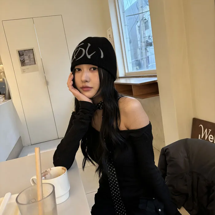 당일발송 핸드메이드 국내제작 Y2K키치 UNISEX 레터 사계절 숏 비니 상세 이미지 14
