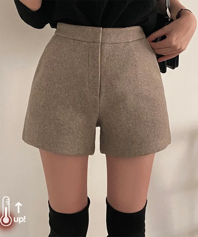 [주문폭주!🎉/환승연애2 나연착용] 코트 원단으로 제작된, 울 숏팬츠 반바지 - pt
