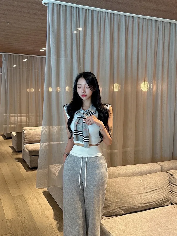 [수입/쓰리피스/숄가디건SET] B 체크 숄 니트 가디건 + 배색 카라 크롭 캡소매 스판 나시 + 하이 배색 잘록 롱와이드팬츠 세트 (2COLOR) 상세 이미지 19