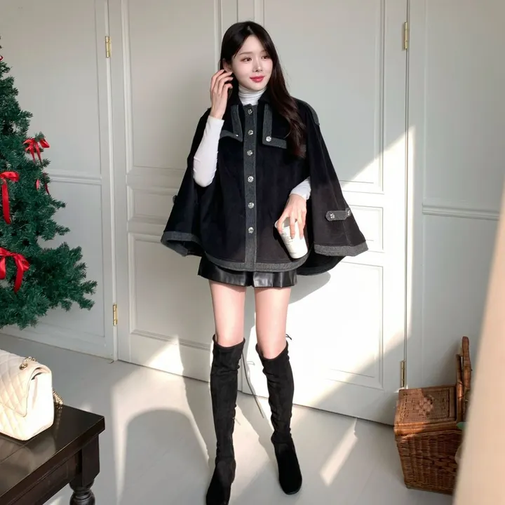 [겨울아우터✨] 클래식 케이프코트 / 숏코트 모직코트 망토자켓 망토코트 연말룩 오버핏자켓 점퍼 겨울자켓 겨울점퍼 아우터 수입의류 배색자켓 핸드메이드코트 울코트 핸드메이드코트 밍크코트 퍼코트 퍼자켓 후리스 뽀글이 숏패딩 경량패딩 무스탕 양털코트 크리스마스 상세 이미지 45