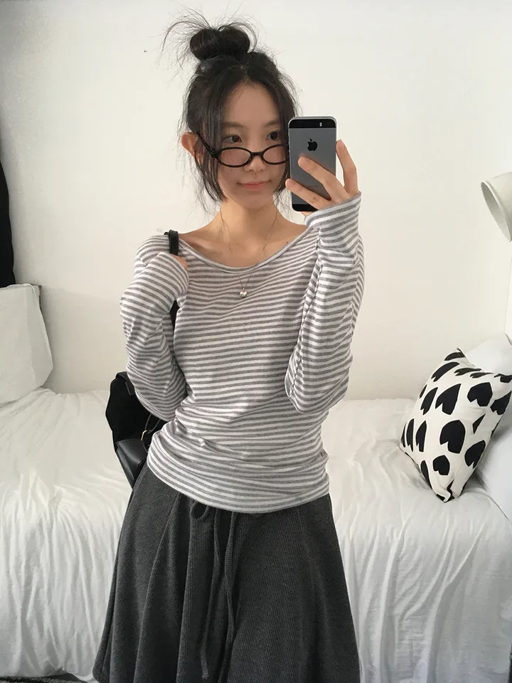 [슬림핏!/간절기,봄필수! 잔단가라 라운드넥 단가라티셔츠 긴팔티셔츠 이너티 기본티] 엘리슬림핏단가라긴팔T 상세 이미지 16