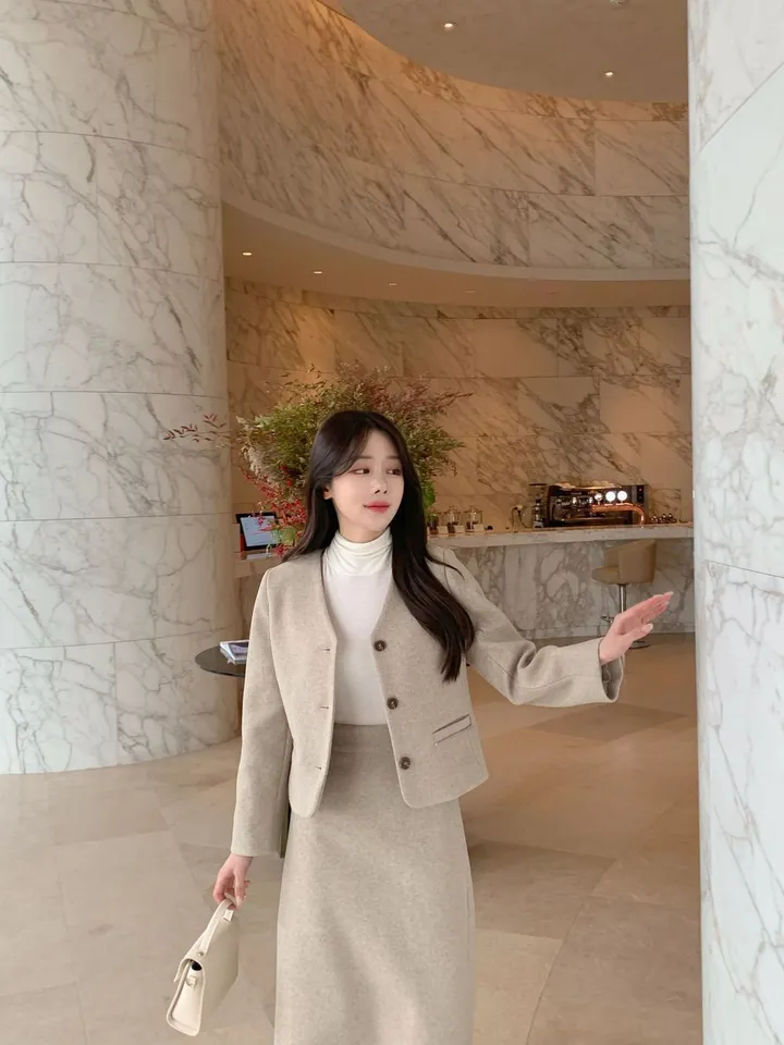 [겨울신상✨] 슈슈 노카라자켓 / 겨울자켓 가을자켓 기모자켓 울자켓 모직자켓 울코트 모직코트 숏코트 숏자켓 트위드자켓 하객룩 겨울코트 핸드메이드 코트 떡볶이코트 후드코트 레이어드 자켓 기모 코듀로이 스웨이드 무스탕 퍼자켓 하프코트 케이프코트 망토 겨울옷 상세 이미지 22