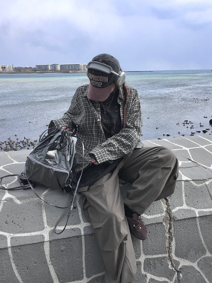 멤버 레터링 배색 볼캡 상세 이미지 4