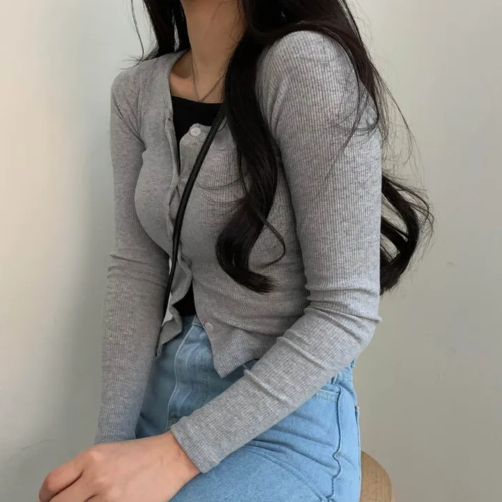 [가격실화?] 꾸안꾸 슬림핏 골지 크롭 단추 가디건 상세 이미지 10