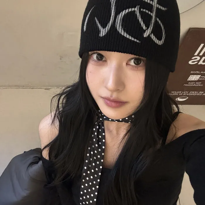 당일발송 핸드메이드 국내제작 Y2K키치 UNISEX 레터 사계절 숏 비니 상세 이미지 19