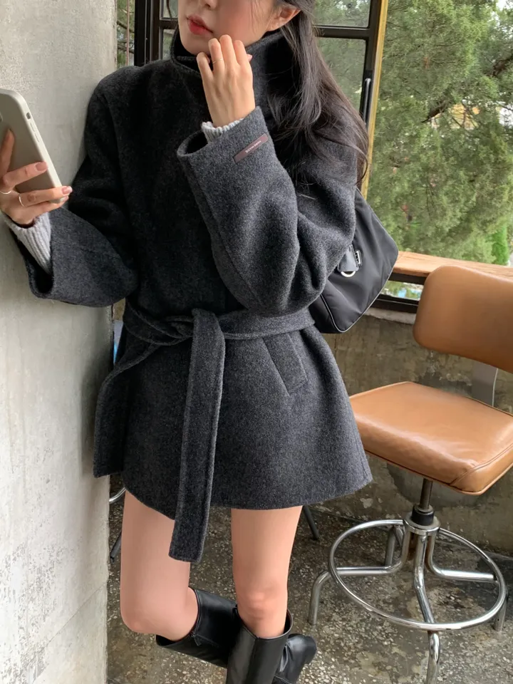 [Hand Made/울 100%] 드엘 하이넥 핸드메이드 벨트 하프 코트 하객룩 (4 color) 상세 이미지 17