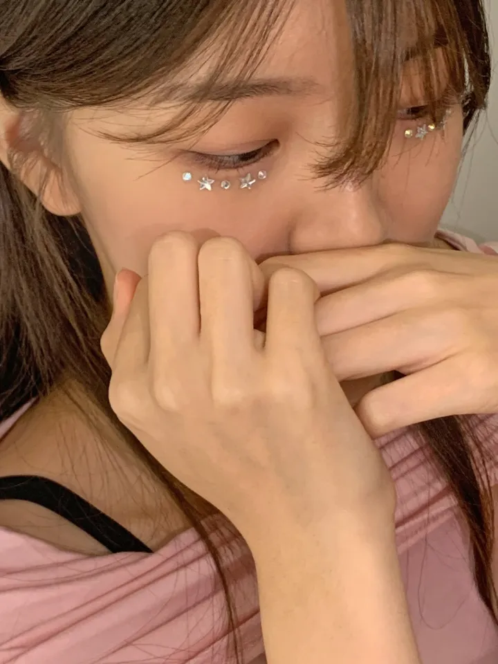 [ 당일출고 / 10type ] 비쥬얼아트 페스티벌 반짝이 워터밤 흠뻑쇼 파티 얼굴 페이스 아트 보석 파츠 펄 포인트 크리스마스 스티커 *2개 이상 구매 시 할인 상세 이미지 14