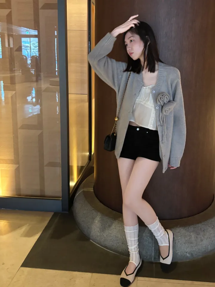 🌺제니 핀터레스트 무드 울50 꽃 코사지 루즈핏 가디건 상세 이미지 14