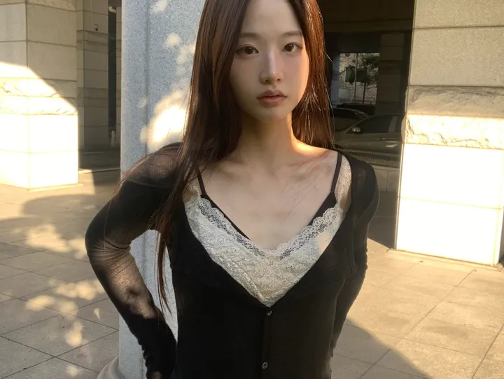 민소매 모델 착용 이미지-S1L34