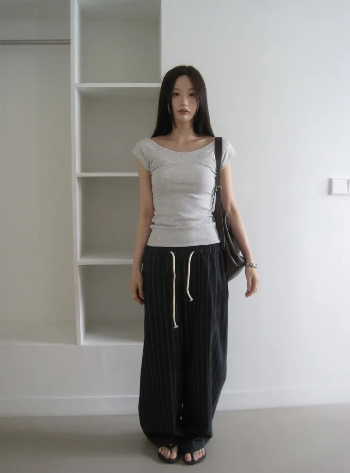 민소매 모델 착용 이미지-S1L28