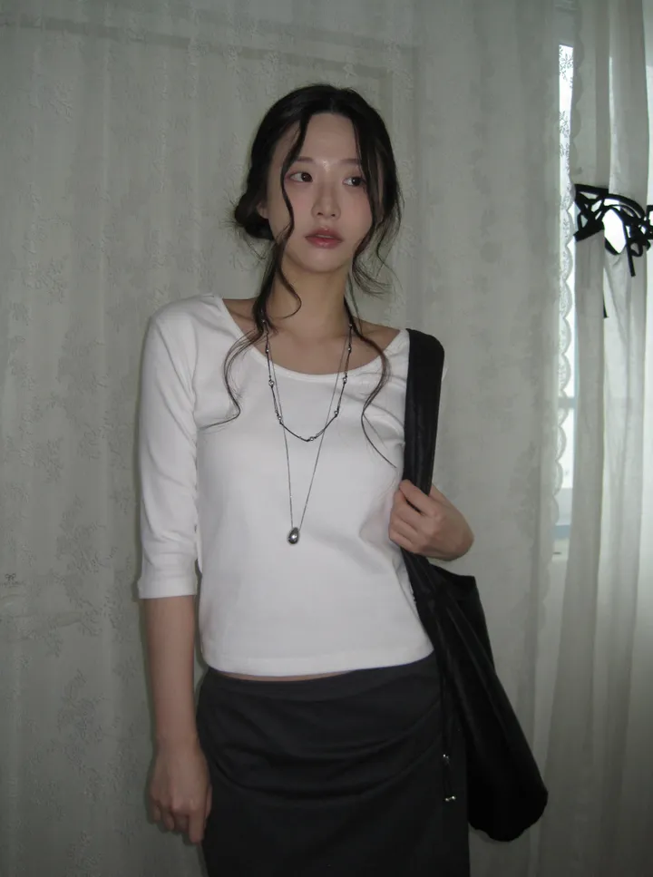 악세사리 모델 착용 이미지-S1L6