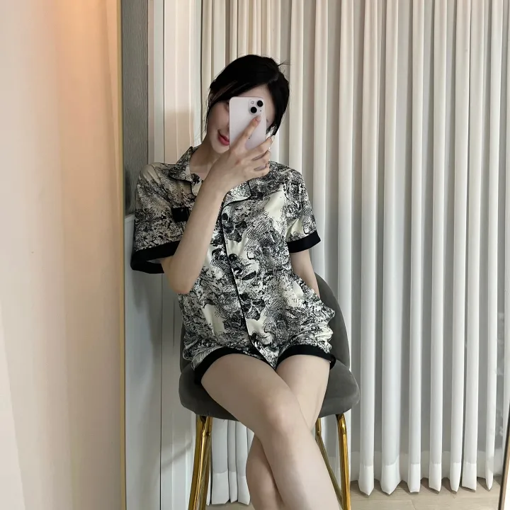 [✨인기상품/당일배송] 수입 D오르 고급 수채화 패턴 실키 2pcs 투피스 반팔 반바지 여름 잠옷 세트 상세 이미지 4