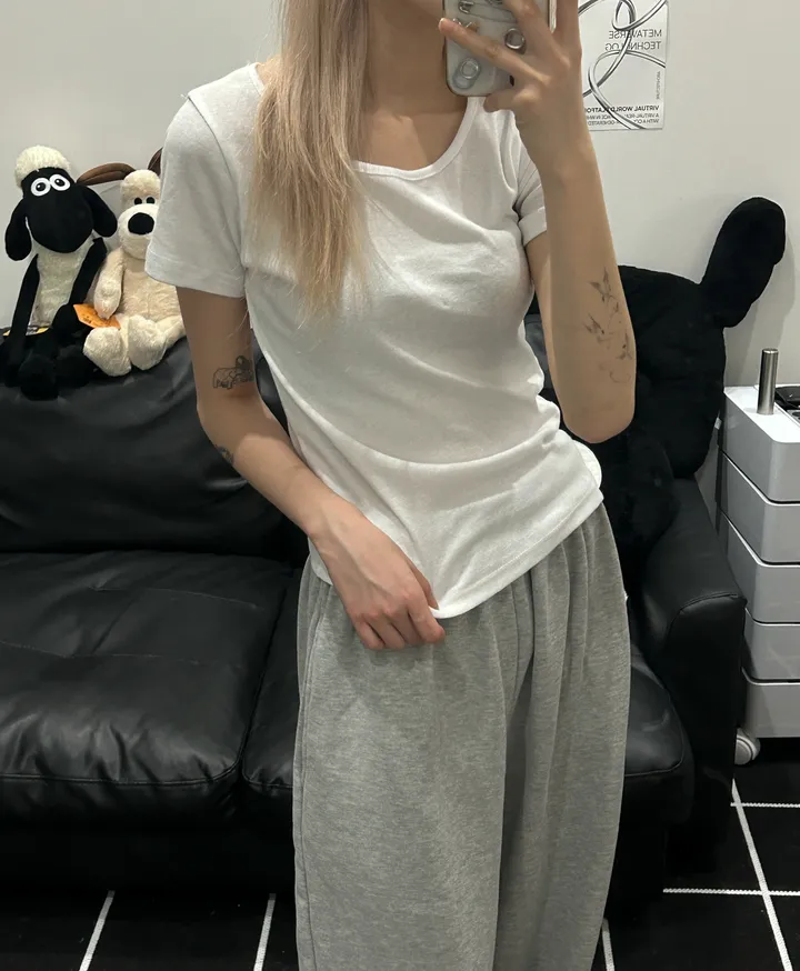 [🎀누적판매 2천장🎀] Butter slimfit u-neck short sleeve T 버터 슬림핏 유넥 반팔티 상세 이미지 5