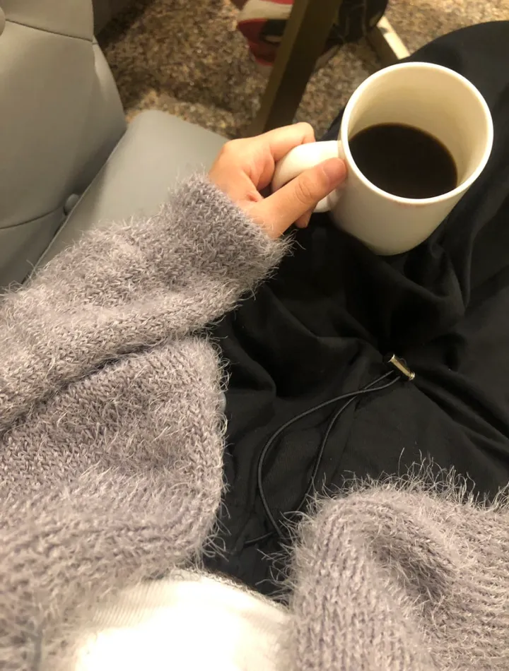 bubble boucle cardigan (2color) 버블 부클 퍼 가디건 상세 이미지 6