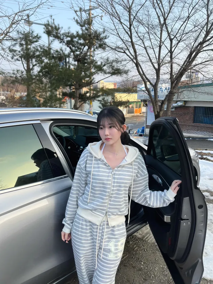 넘버 기모 스트라이프 일자핏 트레이닝 팬츠 상세 이미지 28