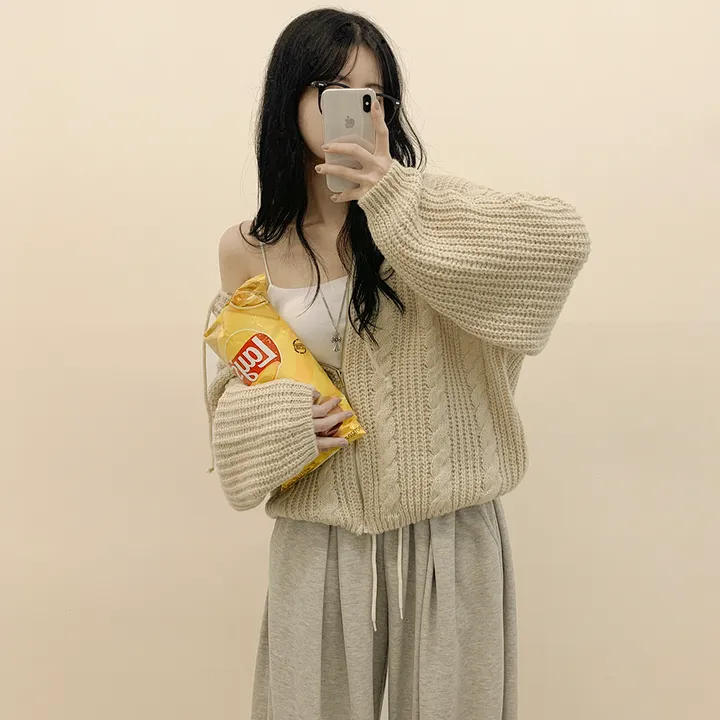 [여리여리✨울함유] 도톰 따뜻 아방핏 꽈배기 케이블 오버핏 니트 벌룬 후드집업 겨울가디건 상세 이미지 11