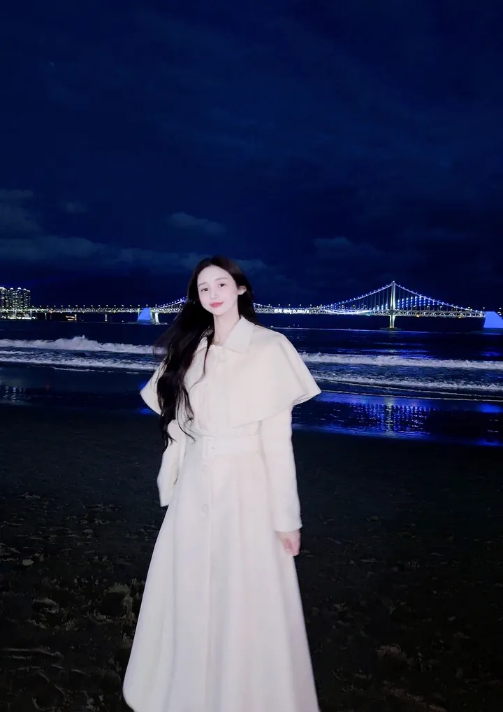 [빠른배송💗/기획특가💗] 벨 블랑쉬 케이프 스노우 아이보리 벨트 플레어 롱 코트 (high quality - 아이,핑크 고퀄리티 겨울 한겨울 방한 연말룩 페이크퍼 에코퍼) 상세 이미지 12