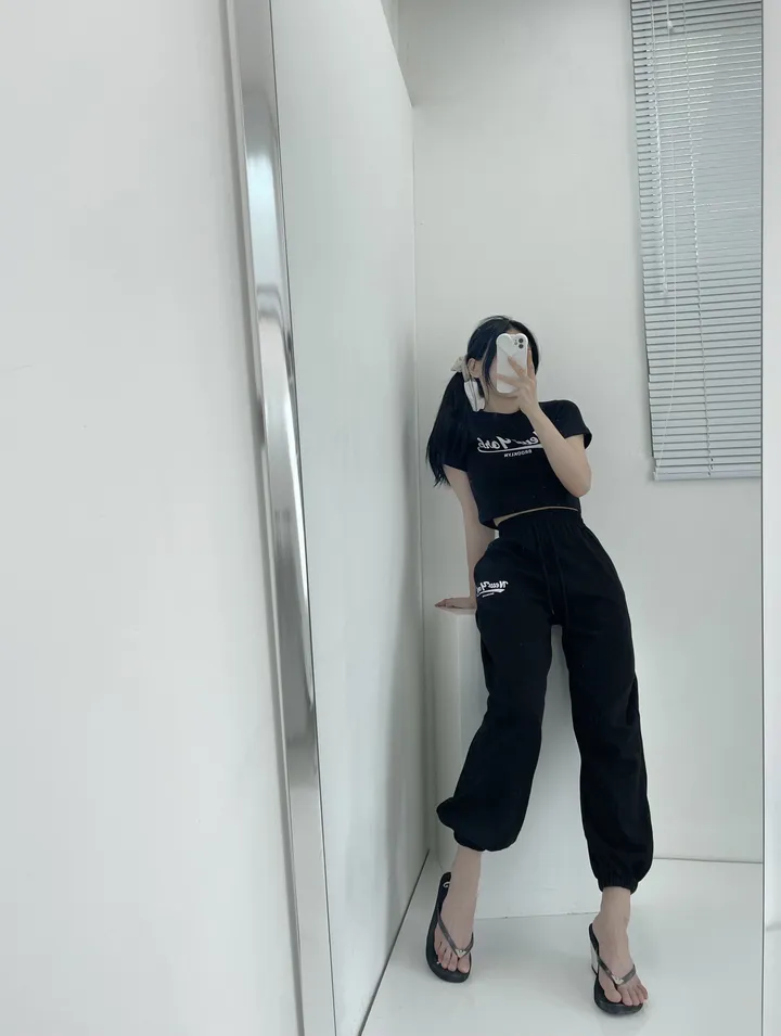 [당일발송🚀세트템💘] NYork 조거팬츠세트 트레이닝셋업 2피스 세트 교복템 국내제작 투피스 뉴욕 크롭티 조거팬츠 상세 이미지 18