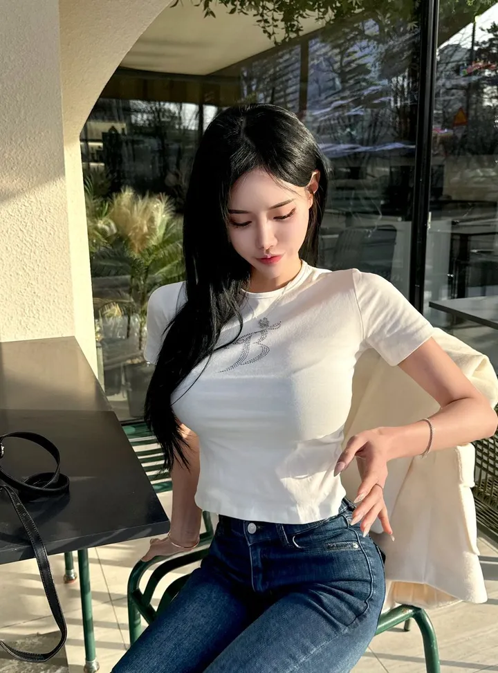 인스타인기폭주 엔젤큐빅 티셔츠+개미허리 골반패드 청바지 상세 이미지 12