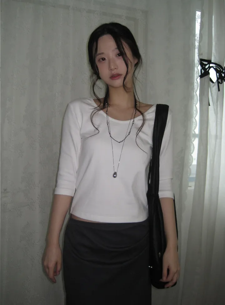 악세사리 모델 착용 이미지-S1L5
