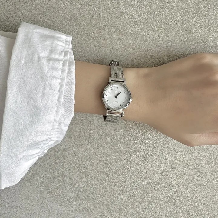[당일발송❤️할인/약포함] 메탈시계 메탈 메쉬 손목 시계 실버 여성시계 상세 이미지 10
