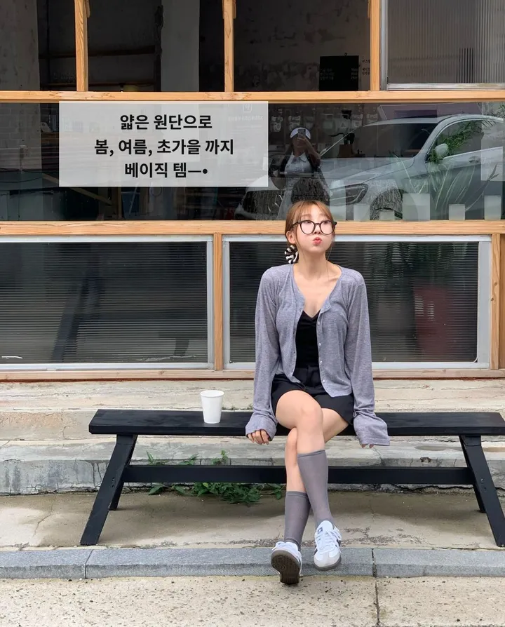 후기보장🔥 [팔뚝살제거핏🔥후기보장] 4계절진행 [여리핏] 콜로이드 보카시 찰랑 가디건 봄 여름 가을 루즈핏 4계절 라운드넥 긴팔 상세 이미지 6