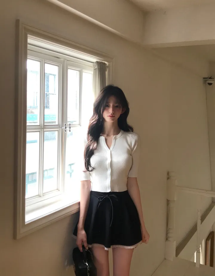 제티 브이넥 단추 반팔 가디건 상세 이미지 11