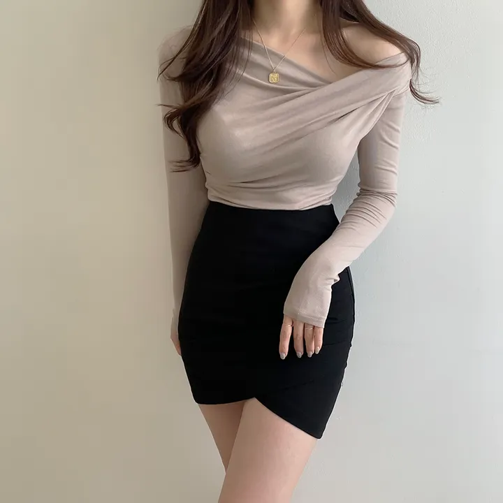 [🚀당일발송🚀]💗MADE💗 글램 촉촉 셔링 오프숄더 슬림 티셔츠 5color 상세 이미지 10