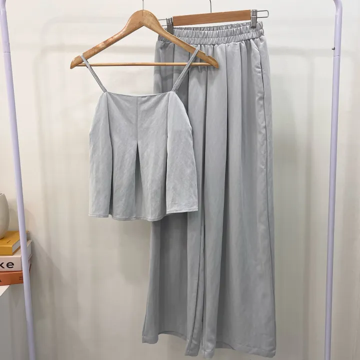 [봄여름/set]*무지* 프릴 뷔스티에 세트 나일론 레이온 프리사이즈 고급스러운 와이드롱팬츠 핀턱 밴딩 바지 드라이클리닝 끈나시 끈조절 데일리 기본 코코바지세트 2color 상세 이미지 17