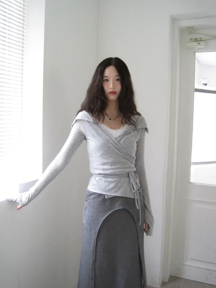 민소매 모델 착용 이미지-S1L44