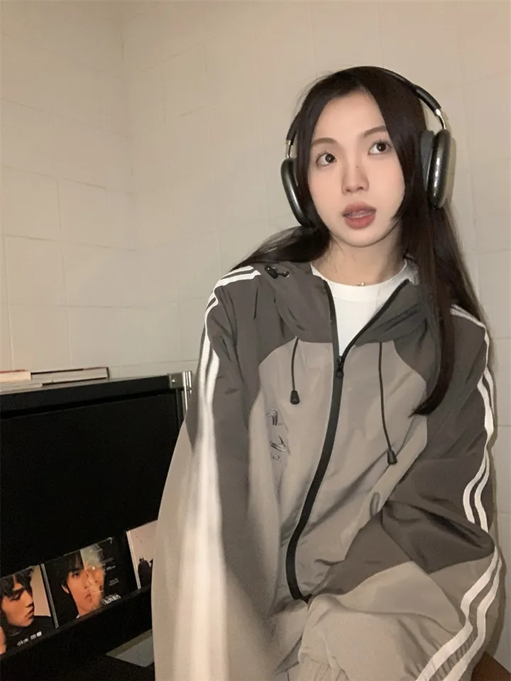 [봄신상💗/고프코어]햄프턴 배색 트랙라인 바스락 후드 윈드브레이커 바람막이 집업 상세 이미지 17